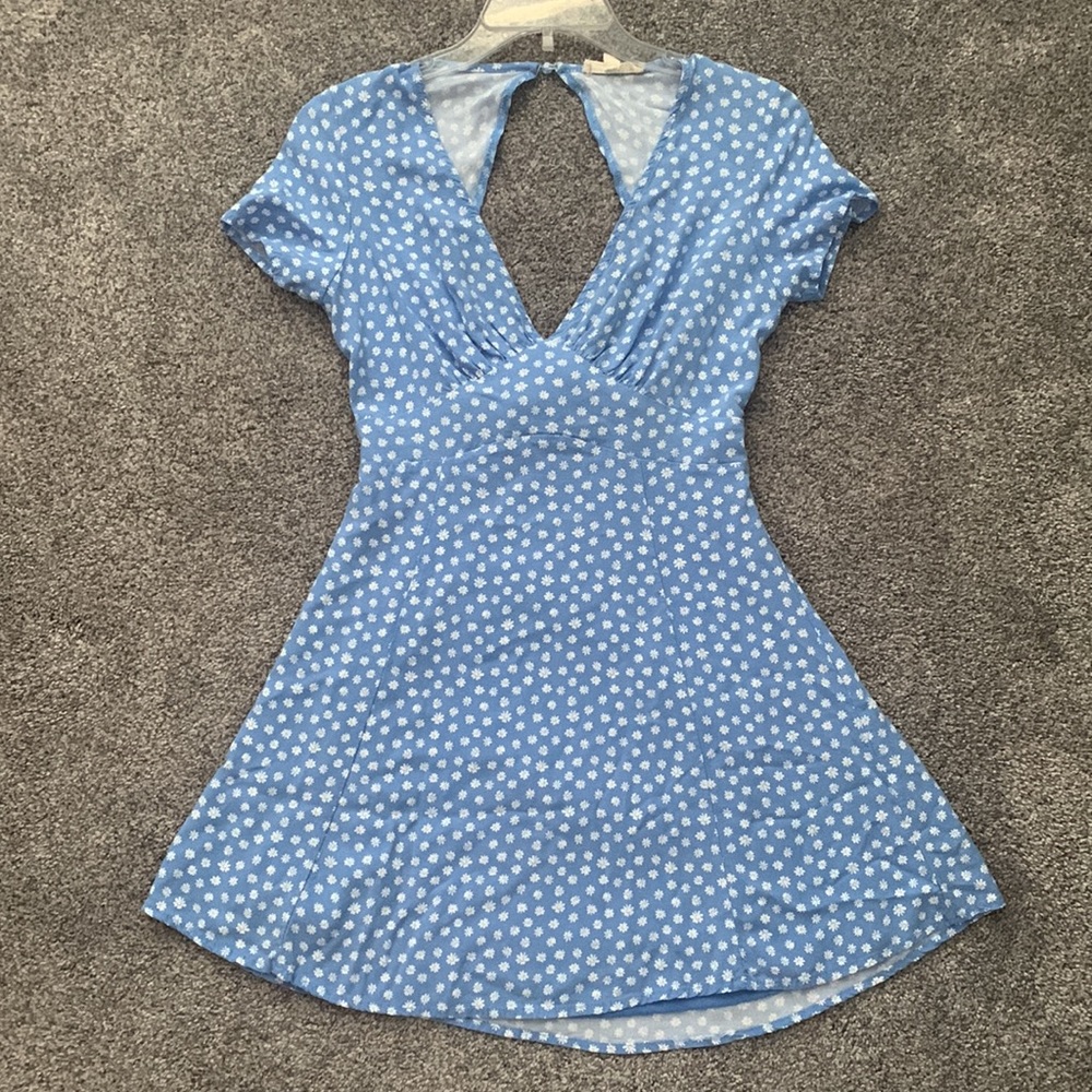 LA Hearts Blue Floral Print Short Sleeve Dress.